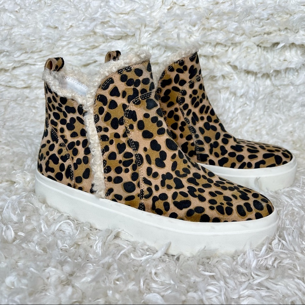 Sole Society Teagan Leopard Faux Shearling Sneaker Boots 6.5